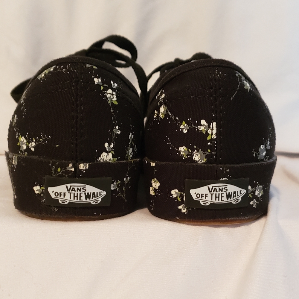 Black and white floral Vans New no tags or Box - Picture 6 of 7